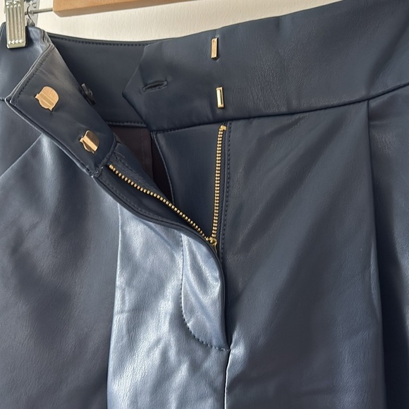 Veronica Beard Navy Blue Faux Leather Shorts 2 - Picture 3 of 8